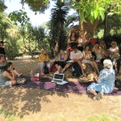 El gozo de compartir con tantos maestros ilusionados bajo la Bella Sombra (Phitolaca) del Parque de la Ciutadella de Barcelona.